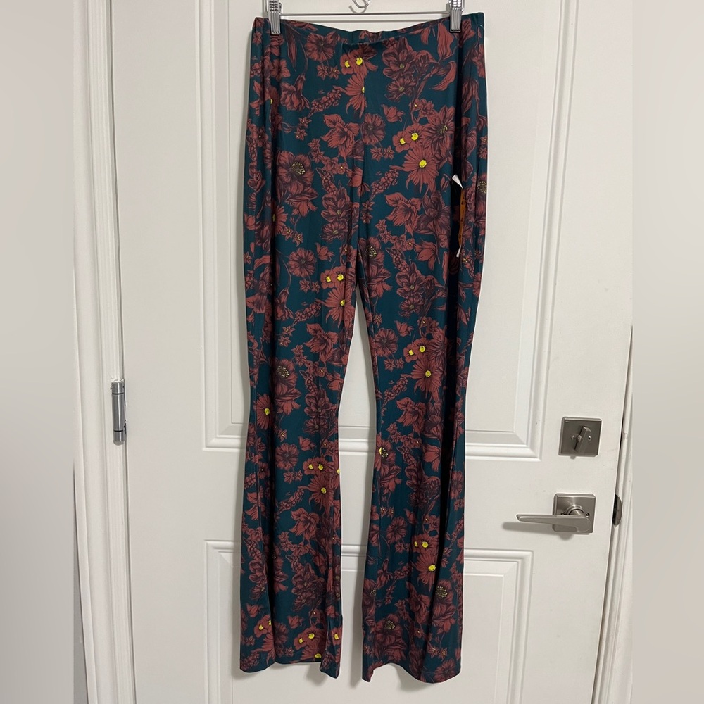Zara Women’s Floral Print High Rise Flared Trouser - Size L